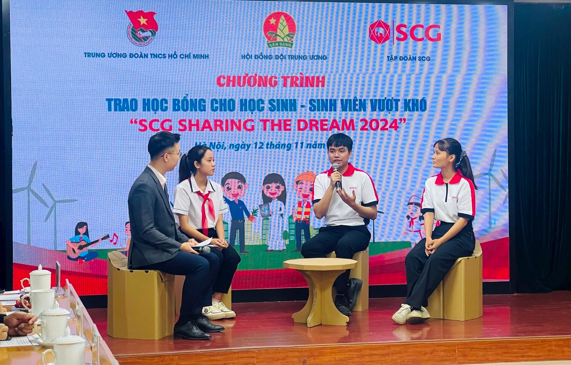 Chương trình học bổng SCG Sharing The Dream đã diễn ra với sự tham gia của các lãnh đạo trẻ của Đoàn Thanh niên Cộng sản Hồ Chí Minh